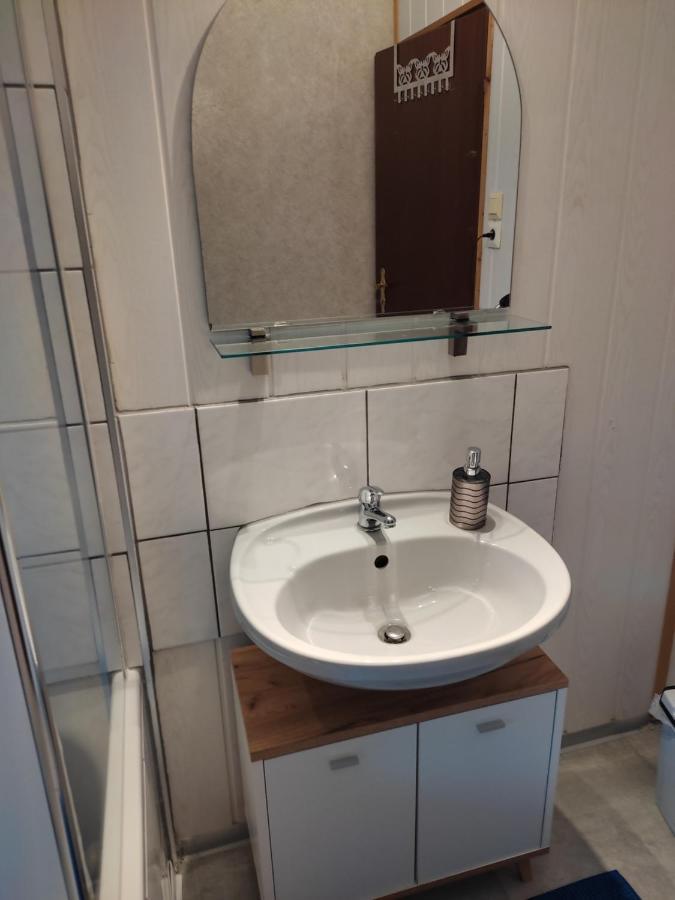 Gaestezimmer Boxenstopp Veitsbronn Εξωτερικό φωτογραφία